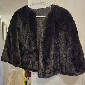 Elegant Reversible Black Faux Fur Cape